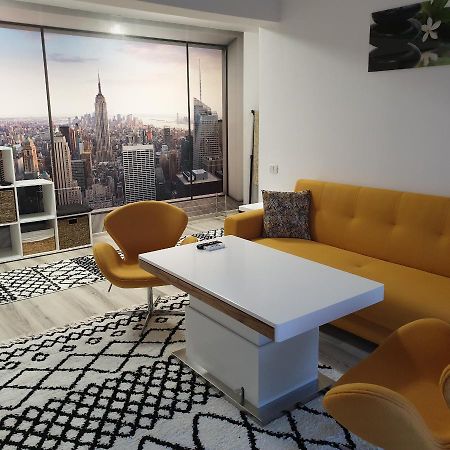 Carolina Sweet Apartament Oradea Bagian luar foto