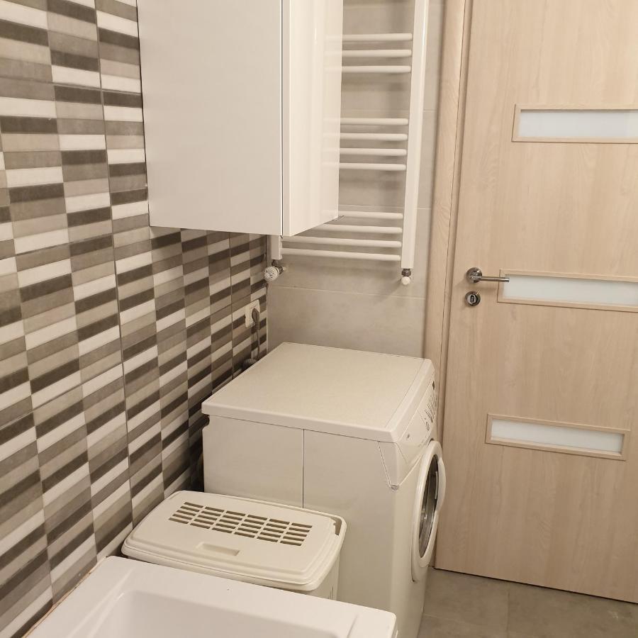 Carolina Sweet Apartament Oradea Bagian luar foto